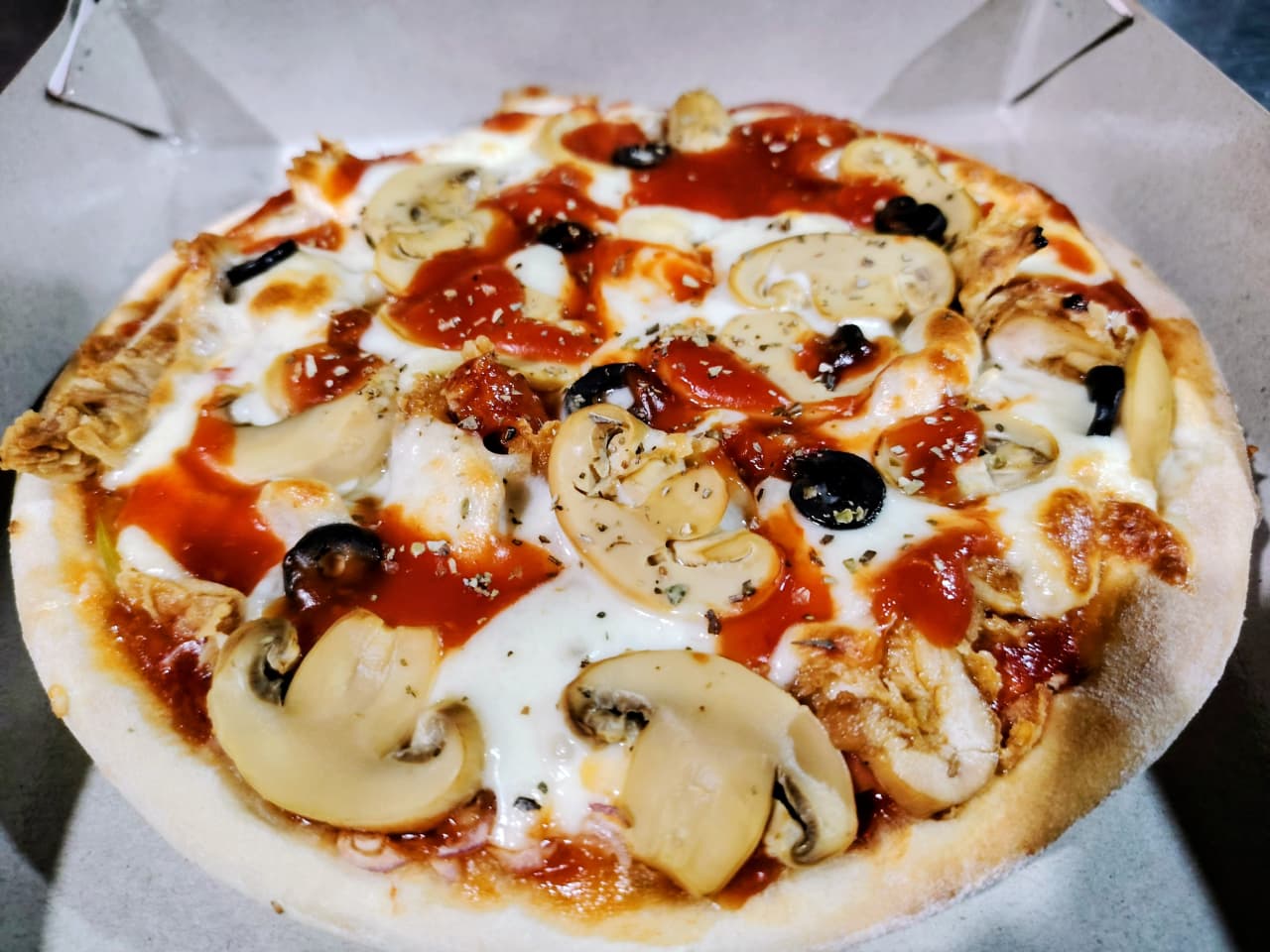 Barbecue Pizza 8"